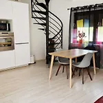 Corporate Team Sleeps 12 Shower4 * Vendegies-sur-Ecaillon