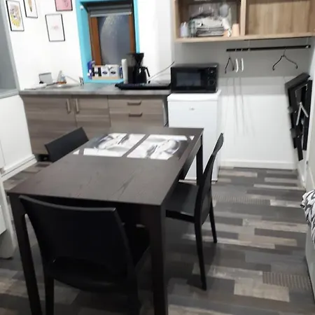 Bed and breakfast Studio, Chambres, Appartement,