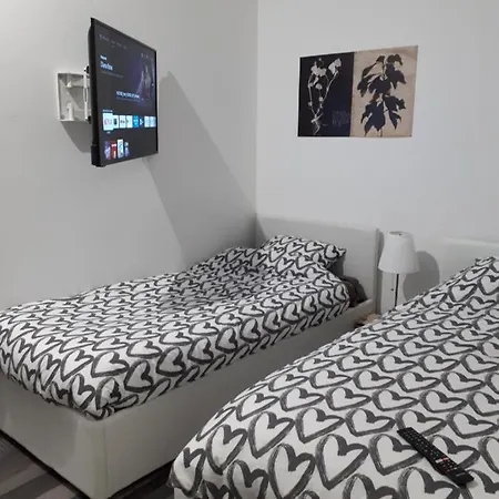 Studio, Chambres, Appartement, * Vendegies-sur-Ecaillon