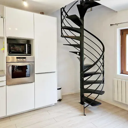 Studio, Chambres, Appartement, Bed and breakfast *