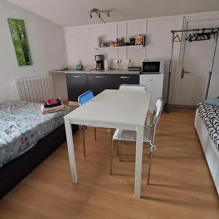 Studio, Chambres, Appartement, Bed and breakfast