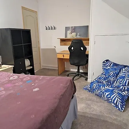 Corporate Team Sleeps 12 Shower4 * Vendegies-sur-Ecaillon